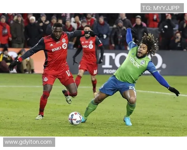 明尼苏达脸与西雅图的激烈对决揭示了球队实力与战术的较量 明尼苏达脸与西雅图的激烈对决揭示了球队实力与战术的较量