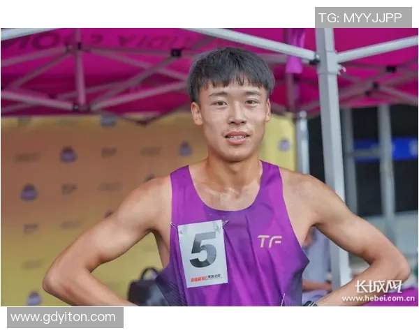 田宇翔的成长之路:从普通少年到卓越人才的奋斗历程与心路历程 田宇翔的成长之路:从普通少年到卓越人才的奋斗历程与心路历程